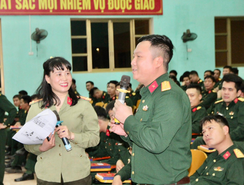 Trường Cao đẳng ANND I tuyên truyền, phổ biến pháp luật cho 1.800 sỹ quan, binh sĩ Trung đoàn 141 -0