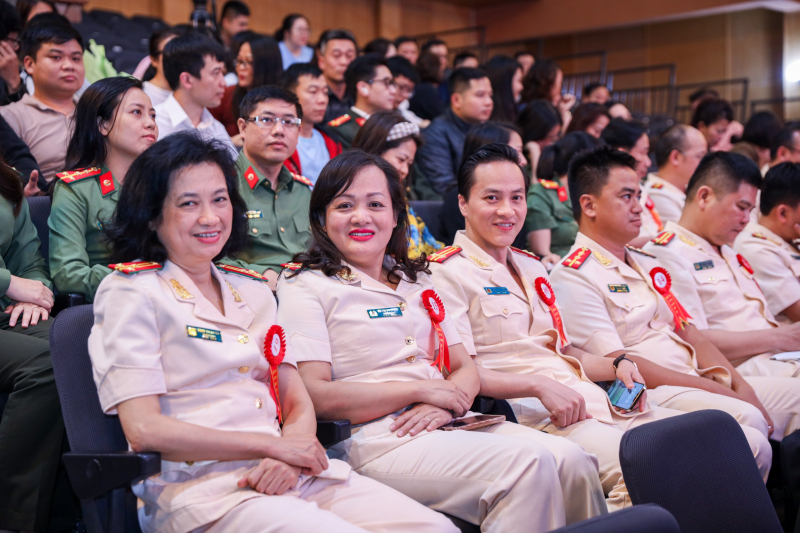 Trao 2 giải A, 3 giải B, 5 giải C Hội thi Bí thư Chi bộ giỏi Cục Truyền thông CAND -0