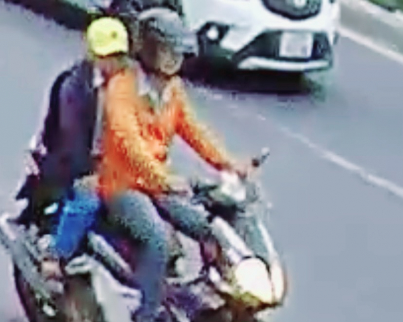 Bất ngờ câu chuyện “gã thanh niên lạ mặt dụ dỗ học sinh” ở Đà Nẵng -0