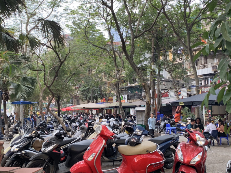 Nỗ lực giành lại vỉa hè cho người đi bộ: Cần có giải pháp căn cơ, lâu dài -0