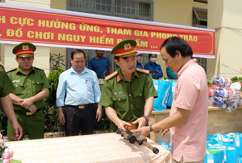 vu khi tu che 1.jpg -0