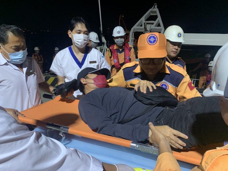 Kịp thời cứu nạn thuyền phó tàu vận tải biển nước ngoài lâm bệnh nặng -0