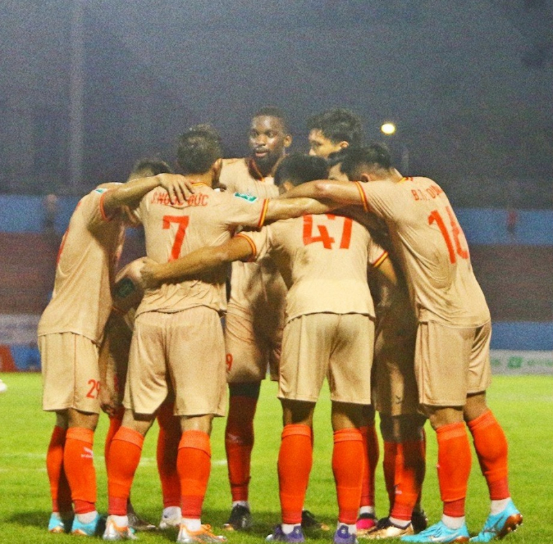 b70caf378f32536c0a23.jpg -0