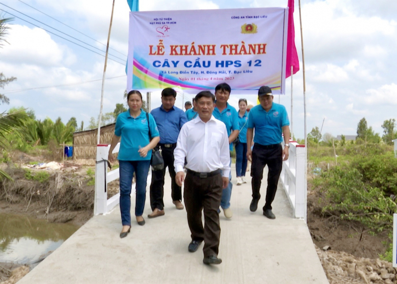 Công an Bạc Liêu khánh thành cầu nông thôn vùng căn cứ cách mạng -1