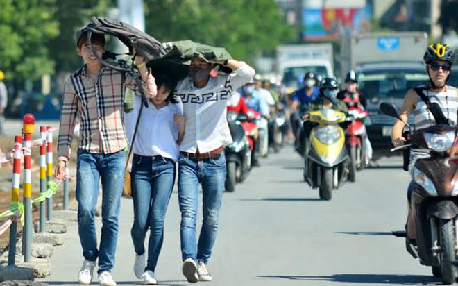 Nắng rát, oi bức bao phủ miền Trung; Hà Nội giảm mưa -0