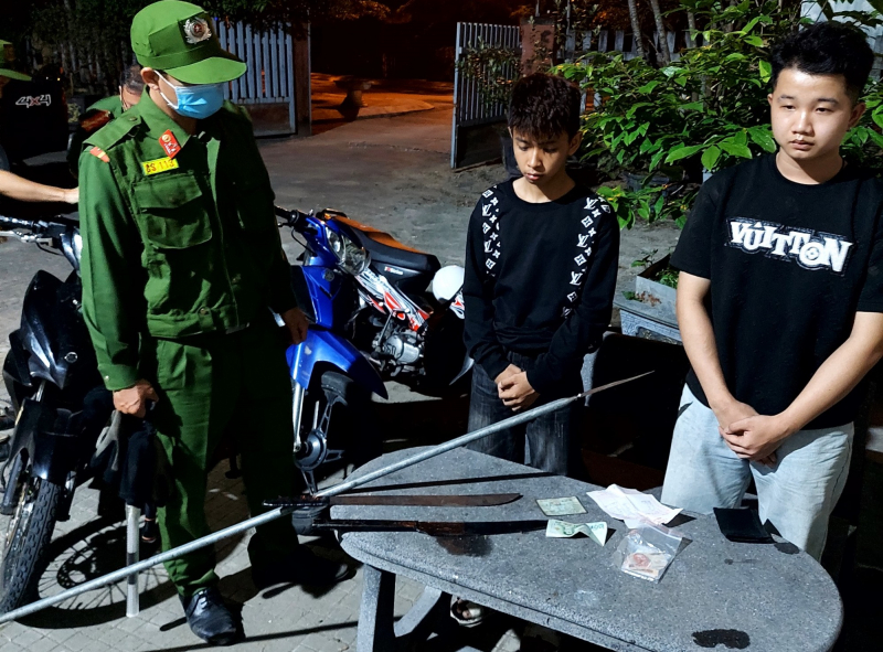 Ngăn chặn kịp thời 2 nhóm thanh niên hỗn chiến lúc nửa đêm -0