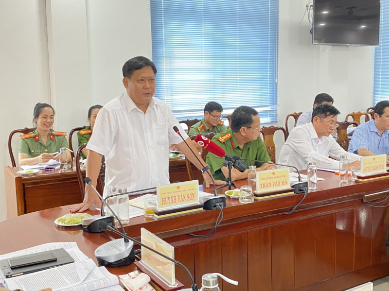 z4234569141173_932cd52bdb27ef925506c6dd80a512c9.jpg -0