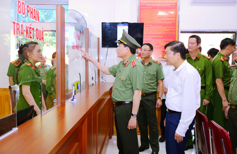 Nghệ An phấn đấu hoàn thành mục tiêu trước 2 năm về  “Xây dựng các đơn vị điển hình, kiểu mẫu về an ninh, trật tự”. -0