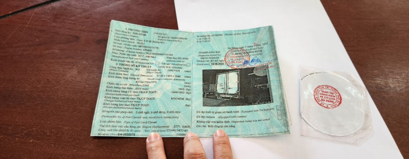 CSGT Công an TP Đà Nẵng phát hiện 21 trường hợp tài xế sử dụng giấy phép lái xe giả khi đang lưu thông -3