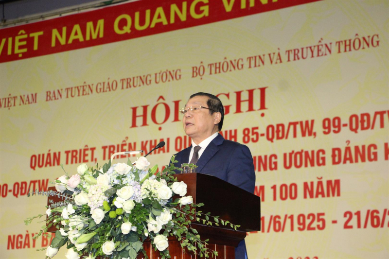 “Thu hồi cờ Đảng phải được bảo quản, không được tiêu hủy” -0