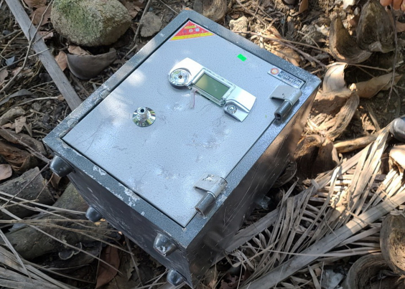                 Trộm két sắt bất thành nhưng vẫn bị khởi tố -0