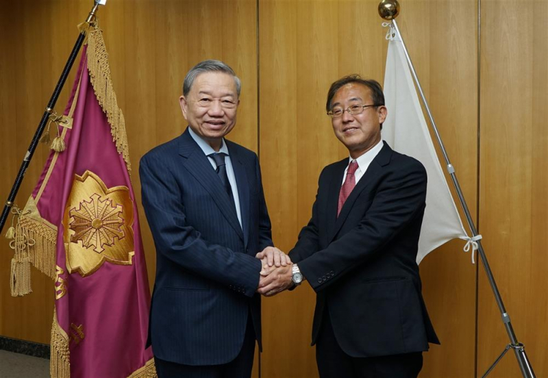 Minister To Lam meets high-ranking Japanese officials -0