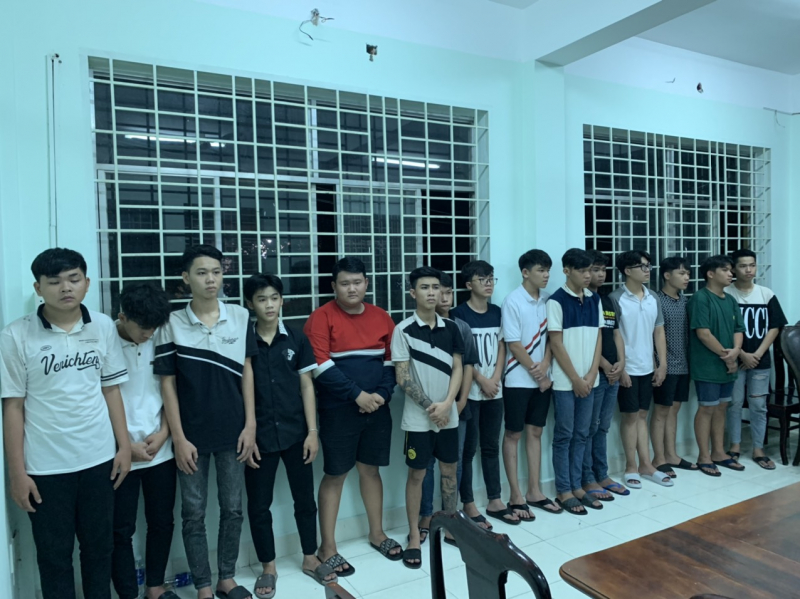 z4244665058095_0b3b6f155c04f3edc5e0bad27ee661ce.jpg -0