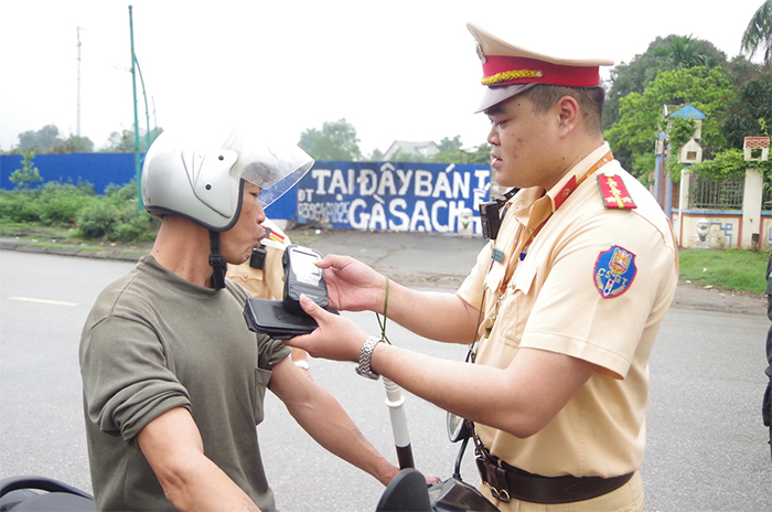 Phát hiện, xử phạt 760 trường hợp là cán bộ, đảng viên vi phạm nồng độ cồn -1