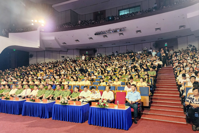 Khai mạc Liên hoan Nghệ thuật quần chúng CAND lần thứ XII – khu vực II -0