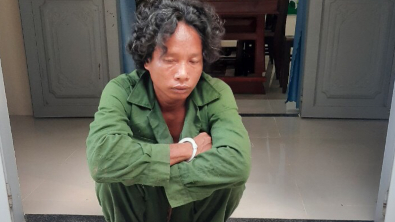 Ngang nhiên vác súng vào rừng cấm để săn bắt động vật hoang dã  -0