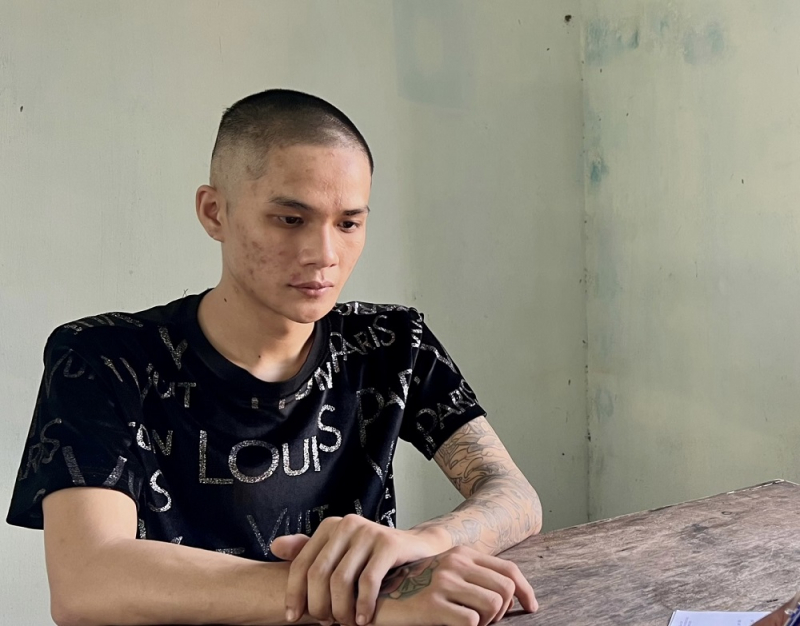 Đút túi hơn hàng ngàn viên nén ma túy để bán thì gặp Công an -0