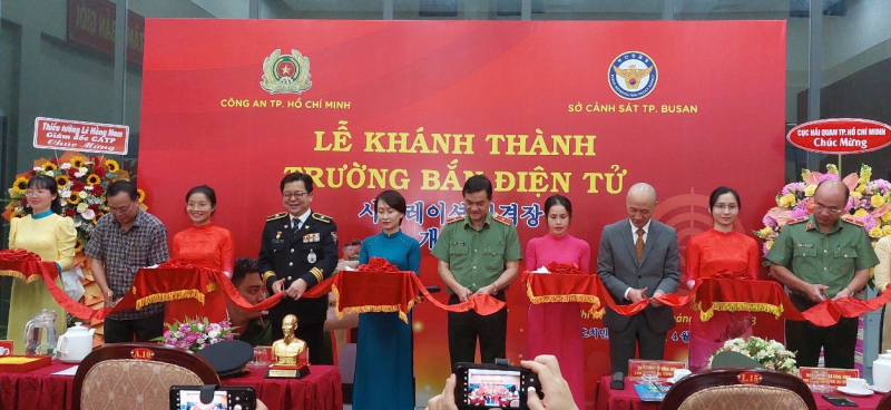 Công an TP Hồ Chí Minh khánh thành trường bắn điện tử hiện đại do Hàn Quốc tài trợ -0