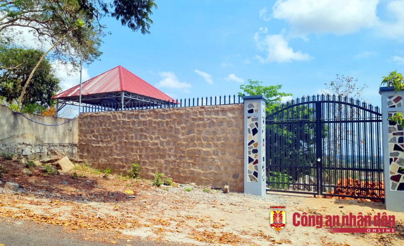 Phát hiện thêm 2 công trình sai phạm xây dựng không phép trên Núi Sập -0