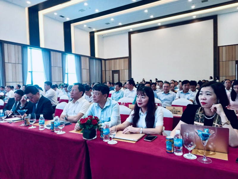 Xây dựng nền báo chí, truyền thông chuyên nghiệp, nhân văn và hiện đại -0