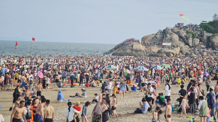 Kiên quyết xử lý các cơ sở “chặt chém” dịp nghỉ lễ 30/4, 1/5 -0