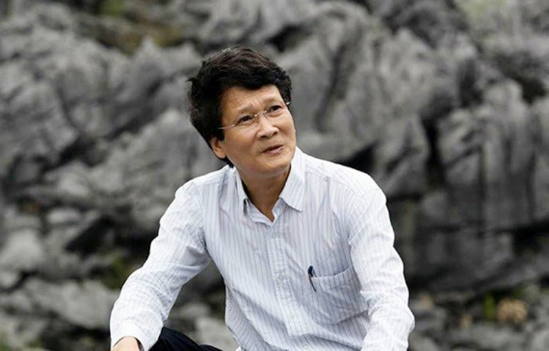 nhà văn nguyễn thành phong- đồng tác giả kịch bản phim cảnh sáy hình sự- tác giả bài viết 4 kỳ về những chuyện vui vui của phim cảnh sát hình sự.jpg -0