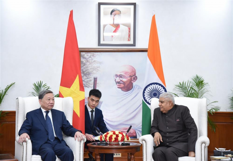 Vietnam, India appreciate each other’s role in international arena -0