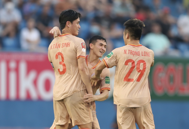 1ad3ebeb96124a4c1303.jpg -0