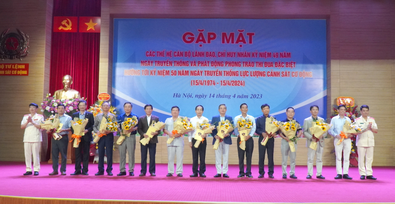 Phát động phong trào thi đua đặc biệt hướng tới kỷ niệm 50 năm Ngày truyền thống lực lượng CSCĐ -0