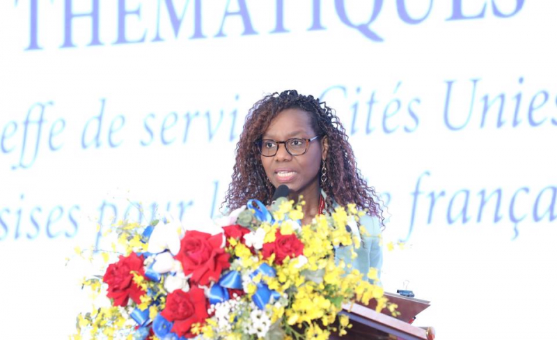 be-mac-bao-cao.jpeg -0