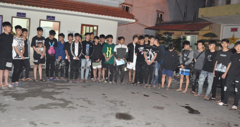 Một buổi tối phát hiện gần 100 đối tượng vi phạm TTATGT -0