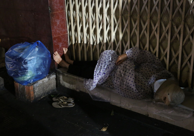 Đêm sẻ chia những tấm lòng thơm thảo đến người lao động nghèo -1