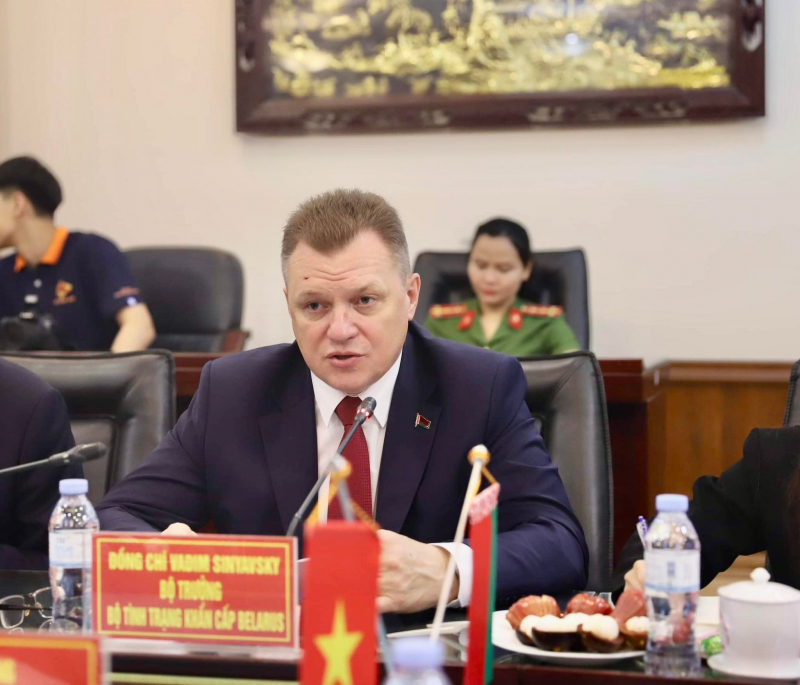 Tăng cường thúc đẩy quan hệ hợp tác và chuyển giao chuyển giao công nghệ trong lĩnh vực PCCC&CNCH -0