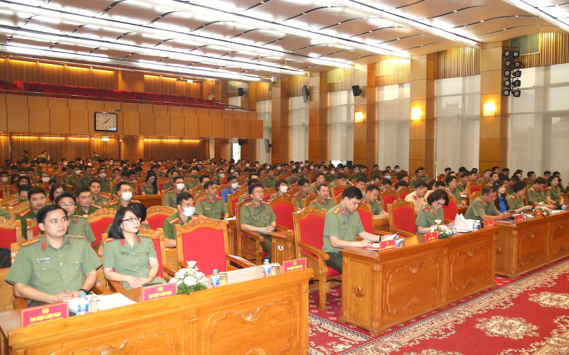 Tăng cường công tác chính trị, tư tưởng trong đoàn viên, thanh niên CAND -0