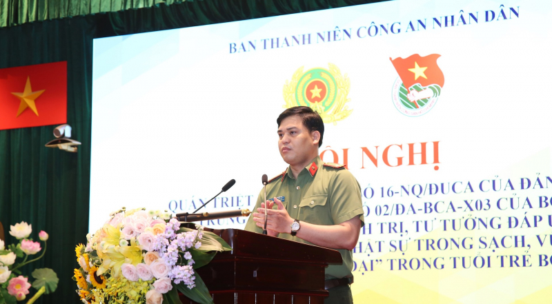 Tăng cường công tác chính trị, tư tưởng trong đoàn viên, thanh niên CAND -0