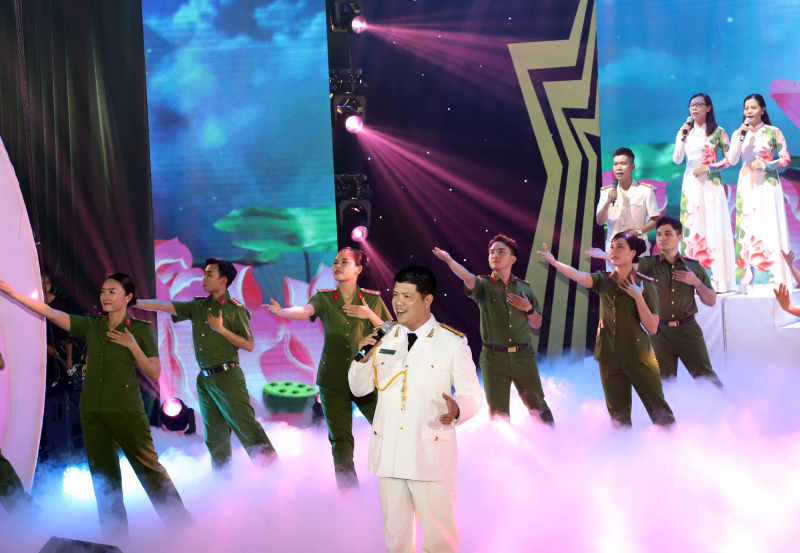 Khai mạc Liên hoan Nghệ thuật quần chúng CAND lần thứ XII, năm 2023 - khu vực III -2