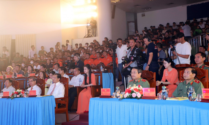 Khai mạc Liên hoan Nghệ thuật quần chúng CAND lần thứ XII, năm 2023 - khu vực III -0