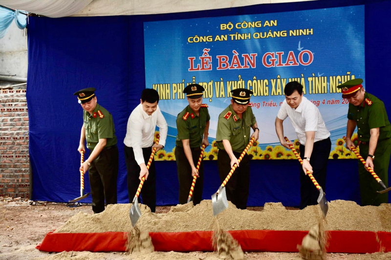 khởi công xây dựng nhà nghĩa tình cho cán bộ công an xã -0