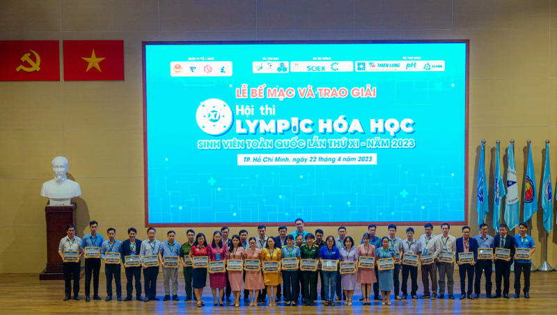 Bế mạc Hội thi Olympic Hóa học sinh viên toàn quốc lần thứ 11 -0