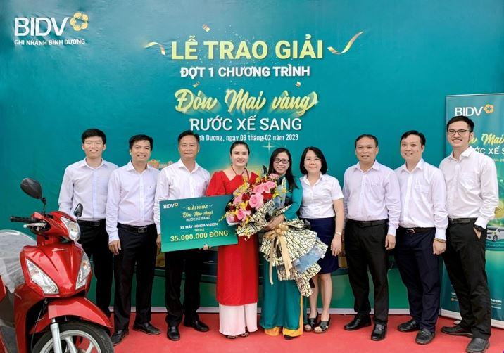 BIDV trao giải thưởng ô tô Honda City cho khách hàng -0