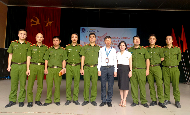 Báo động đối tượng học sinh sử dụng thuốc lá điện tử tăng cao -0