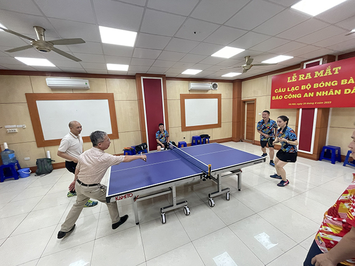 Sôi nổi lễ ra mắt CLB Bóng bàn Báo CAND -1
