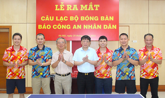 Sôi nổi lễ ra mắt CLB Bóng bàn Báo CAND -0