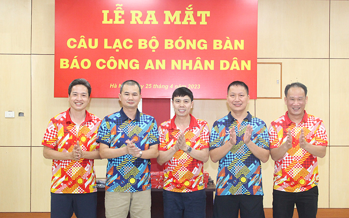 Sôi nổi lễ ra mắt CLB Bóng bàn Báo CAND -0