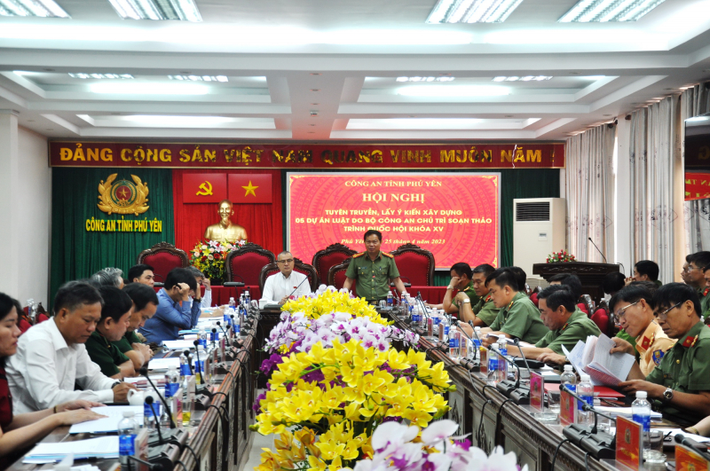 Công an Phú Yên lấy ý kiến đóng góp 5 dự án Luật do Bộ Công an chủ trì soạn thảo  -1