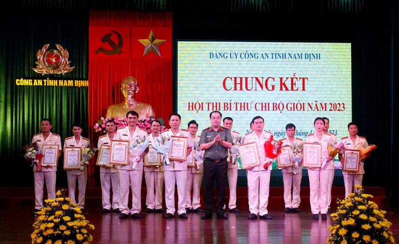 Công an tỉnh Nam Định tổ chức thành công Hội thi Bí thư Chi bộ giỏi -0