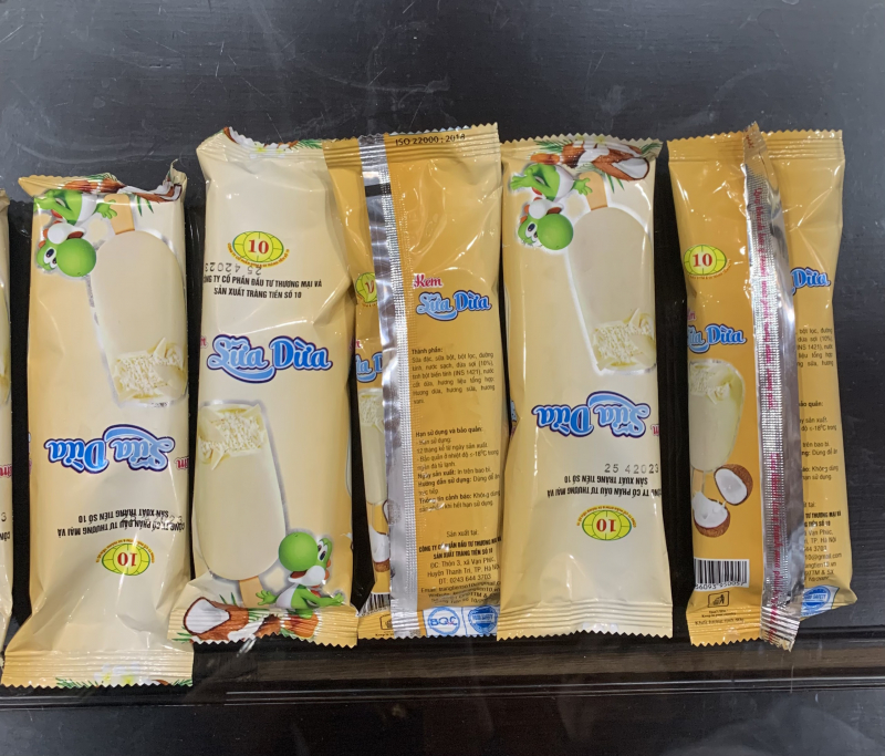 Thu giữ gần 9.400 hộp kem sữa đặc do nước ngoài sản xuất quá hạn sử dụng -0