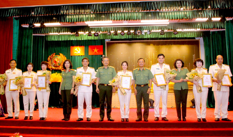 Sôi nổi, sáng tạo Hội thi Bí thư Chi bộ giỏi Cục Công tác đảng và công tác chính trị -0