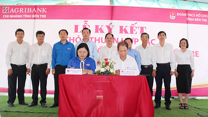 Agribank Bến Tre và Tỉnh Đoàn Bến Tre ký thỏa thuận hợp tác -1