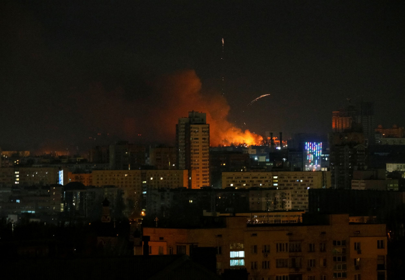 Nổ lớn vang lên trên khắp Ukraine sau tin Patriot trực chiến -0